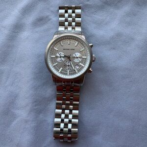 Michael Kors Silver Knurl Chronograph Men's Watch MK8072